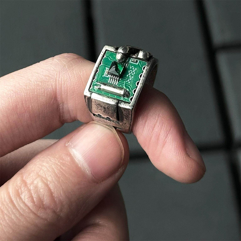 Anel de Joia com Padrão PCB In - Tech Accessories Industry avaliação e preço